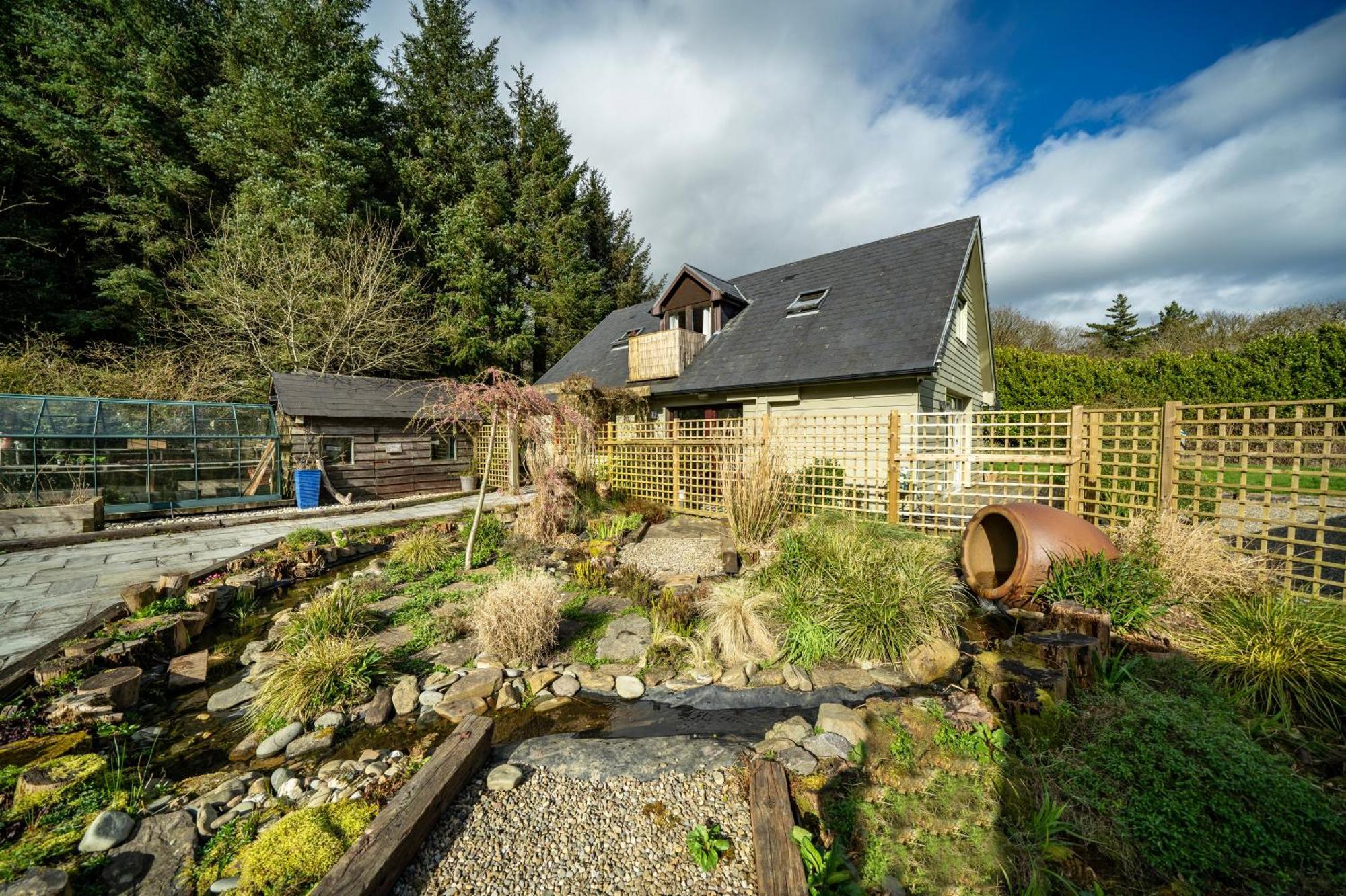 The Bird House - Coastal Lodge In Lovely Forest Setting Nr. Kinsale コーク エクステリア 写真